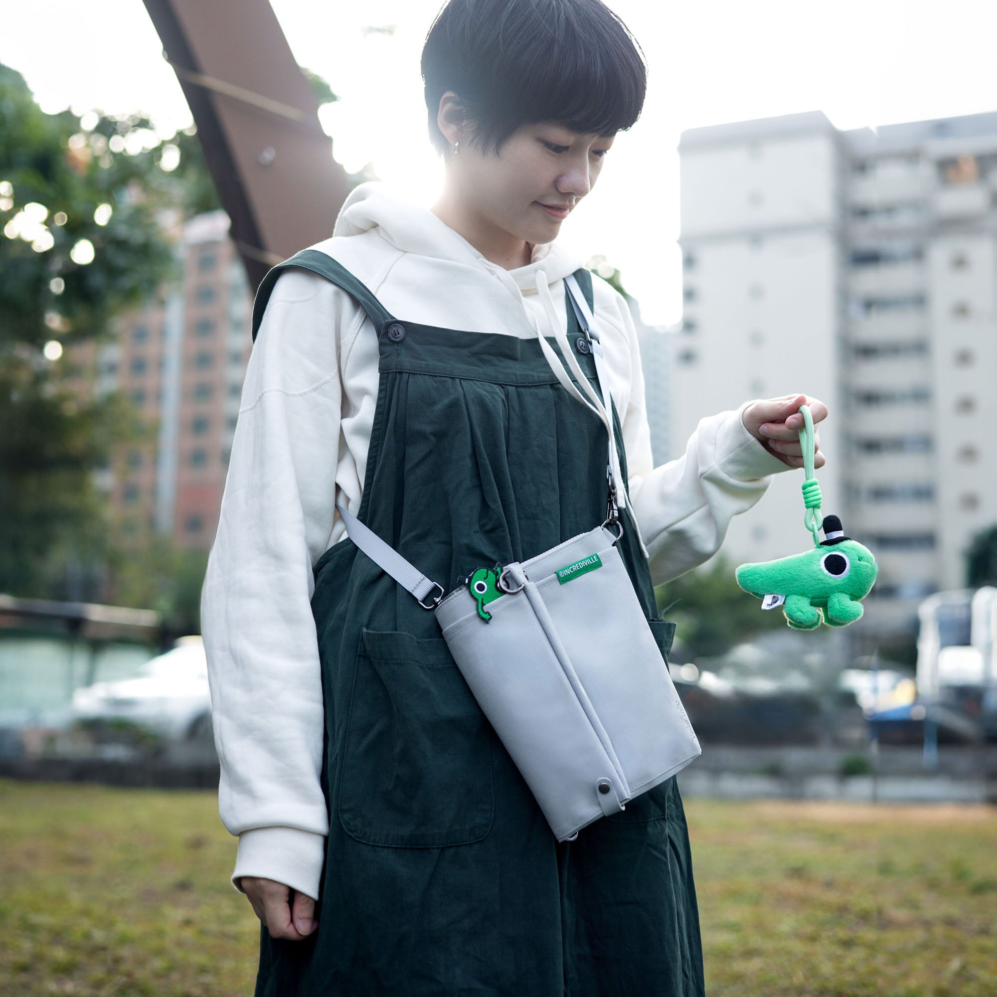 Stranger Things collaboration ✦ Foldaily enlarged small bag / light gray